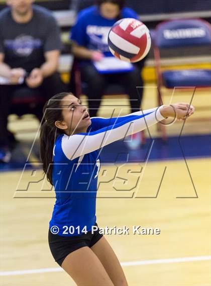 Thumbnail 1 in St. John's vs Tuscarora (Raider Rumble Invitational) photogallery.