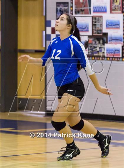 Thumbnail 2 in St. John's vs Tuscarora (Raider Rumble Invitational) photogallery.