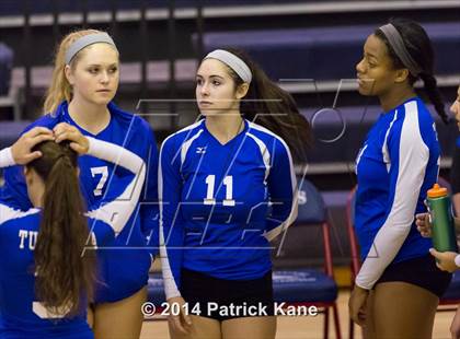 Thumbnail 3 in St. John's vs Tuscarora (Raider Rumble Invitational) photogallery.