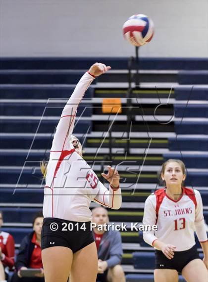 Thumbnail 2 in St. John's vs Tuscarora (Raider Rumble Invitational) photogallery.