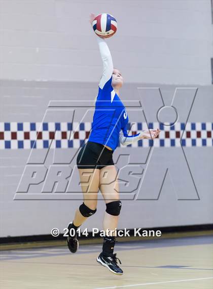 Thumbnail 1 in St. John's vs Tuscarora (Raider Rumble Invitational) photogallery.