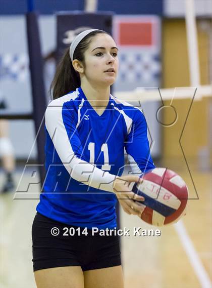 Thumbnail 2 in St. John's vs Tuscarora (Raider Rumble Invitational) photogallery.