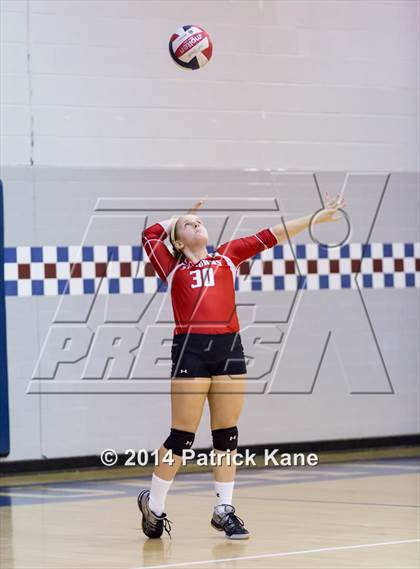 Thumbnail 2 in St. John's vs Tuscarora (Raider Rumble Invitational) photogallery.