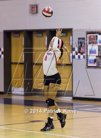 Thumbnail 2 in St. John's vs Tuscarora (Raider Rumble Invitational) photogallery.