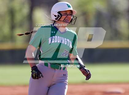 Thumbnail 3 in Weddington @ Independence photogallery.