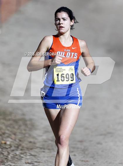 Thumbnail 1 in CIF State Cross County Championships (D5 Girls Race) photogallery.