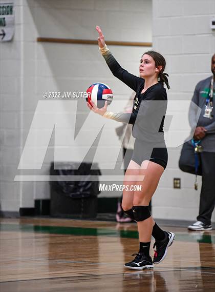 Thumbnail 1 in North Zulch vs. Round Top-Carmine (UIL 1A Region 4 Quarterfinal Playoff) photogallery.