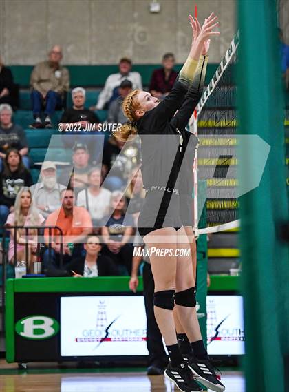 Thumbnail 1 in North Zulch vs. Round Top-Carmine (UIL 1A Region 4 Quarterfinal Playoff) photogallery.
