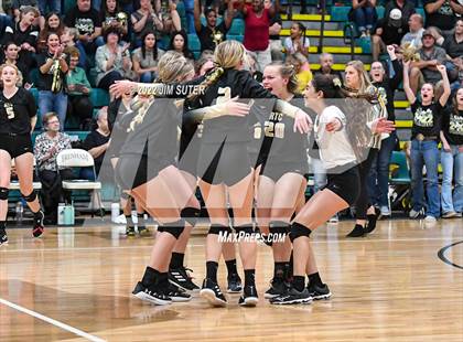Thumbnail 1 in North Zulch vs. Round Top-Carmine (UIL 1A Region 4 Quarterfinal Playoff) photogallery.