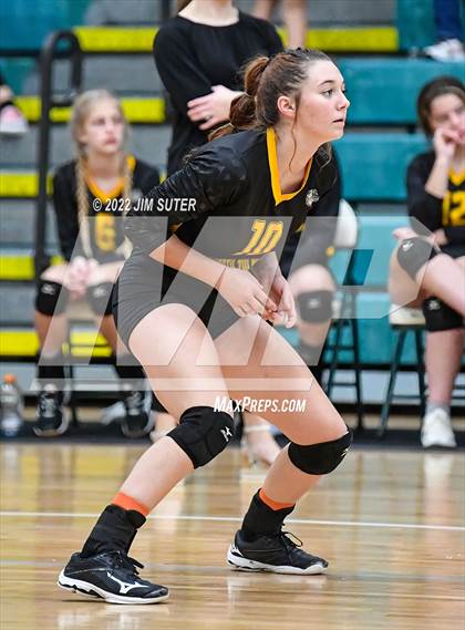 Thumbnail 3 in North Zulch vs. Round Top-Carmine (UIL 1A Region 4 Quarterfinal Playoff) photogallery.