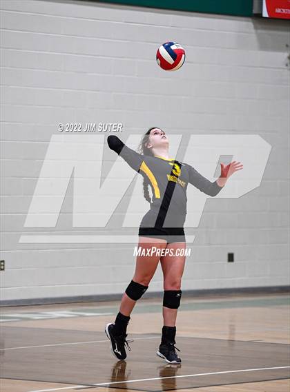 Thumbnail 1 in North Zulch vs. Round Top-Carmine (UIL 1A Region 4 Quarterfinal Playoff) photogallery.