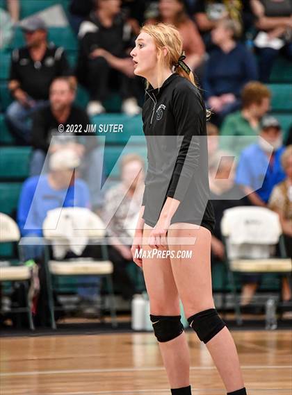 Thumbnail 3 in North Zulch vs. Round Top-Carmine (UIL 1A Region 4 Quarterfinal Playoff) photogallery.