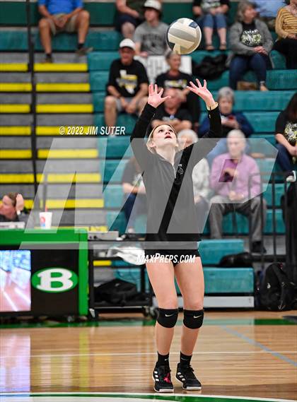 Thumbnail 3 in North Zulch vs. Round Top-Carmine (UIL 1A Region 4 Quarterfinal Playoff) photogallery.
