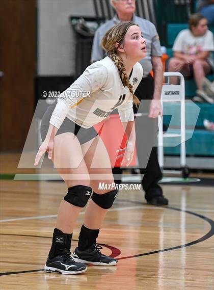 Thumbnail 1 in North Zulch vs. Round Top-Carmine (UIL 1A Region 4 Quarterfinal Playoff) photogallery.