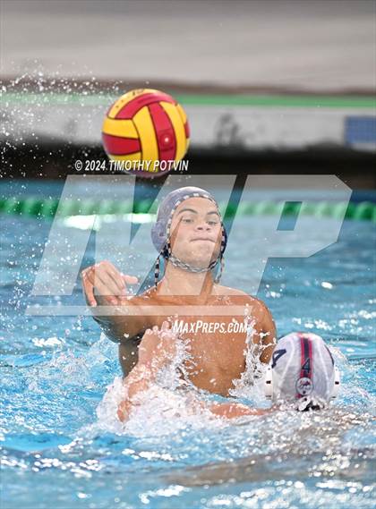 Thumbnail 2 in Los Osos vs Martin Luther King (D3 Final) photogallery.