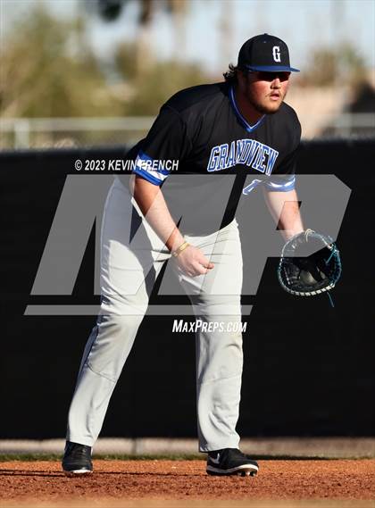 Thumbnail 2 in Grandview vs. Staley (Coach Bob Invitational) photogallery.