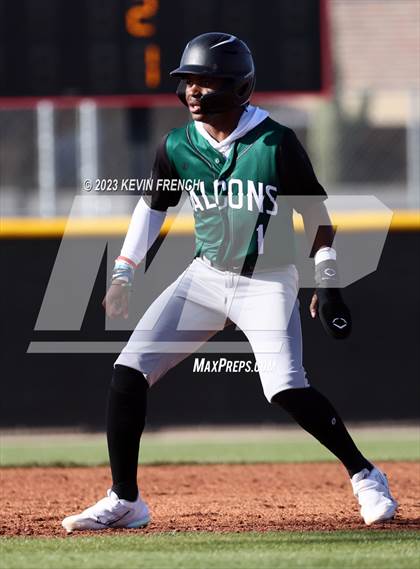 Thumbnail 2 in Grandview vs. Staley (Coach Bob Invitational) photogallery.