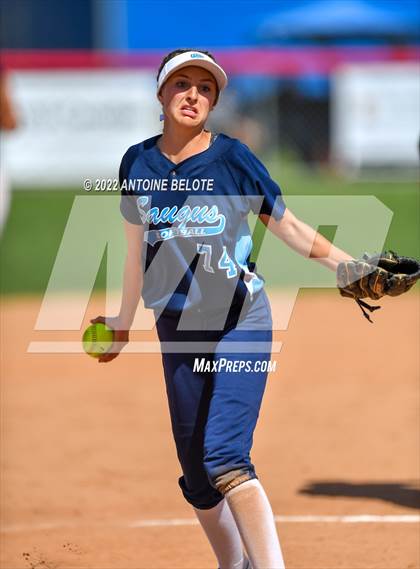 Thumbnail 2 in Saugus @ Chino Hills photogallery.