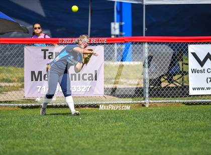Thumbnail 3 in Saugus @ Chino Hills photogallery.