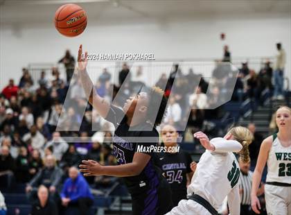 Thumbnail 2 in Omaha Central vs. Millard West (Metro Tournament Final) photogallery.
