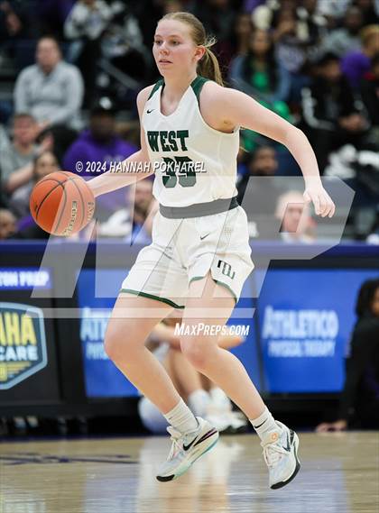 Thumbnail 3 in Omaha Central vs. Millard West (Metro Tournament Final) photogallery.