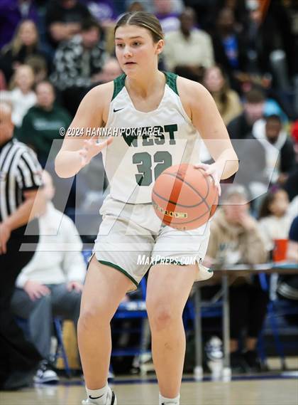 Thumbnail 2 in Omaha Central vs. Millard West (Metro Tournament Final) photogallery.