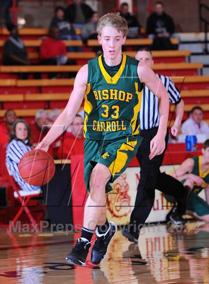 Thumbnail 3 in Shawnee Mission East vs Bishop Carroll (McPherson Invitational) photogallery.