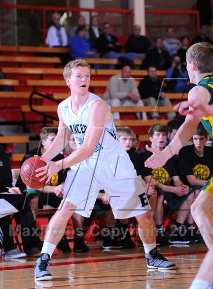 Thumbnail 1 in Shawnee Mission East vs Bishop Carroll (McPherson Invitational) photogallery.