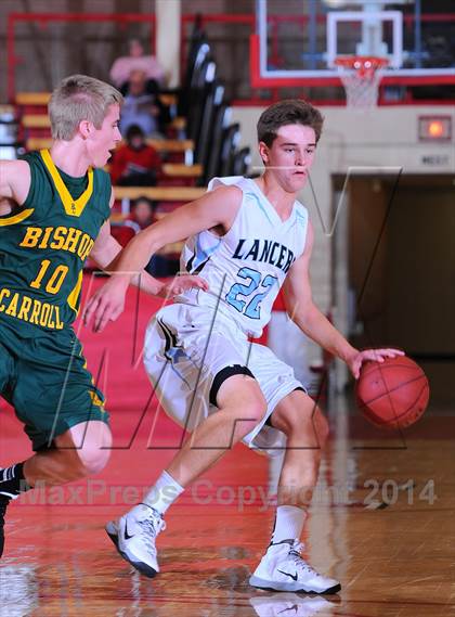 Thumbnail 3 in Shawnee Mission East vs Bishop Carroll (McPherson Invitational) photogallery.
