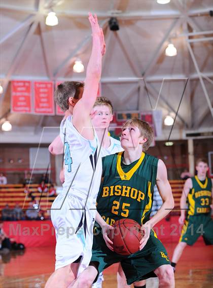 Thumbnail 2 in Shawnee Mission East vs Bishop Carroll (McPherson Invitational) photogallery.