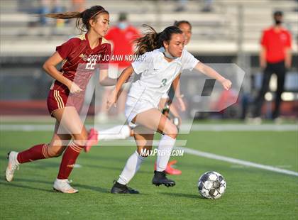 Thumbnail 1 in Cypress Woods vs The Woodlands (UIL 6A Area Playoff) photogallery.