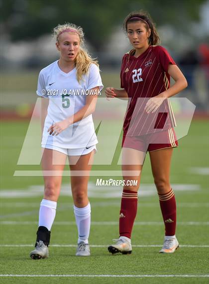 Thumbnail 1 in Cypress Woods vs The Woodlands (UIL 6A Area Playoff) photogallery.