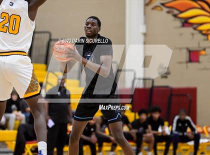 Thumbnail 2 in Dream City Christian National vs. Bella Vista College Preparatory School (Hoophall West Invitational) photogallery.