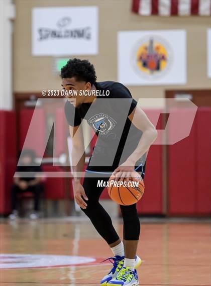 Thumbnail 2 in Dream City Christian National vs. Bella Vista College Preparatory School (Hoophall West Invitational) photogallery.