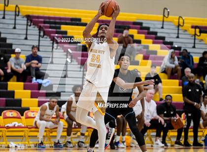 Thumbnail 1 in Dream City Christian National vs. Bella Vista College Preparatory School (Hoophall West Invitational) photogallery.