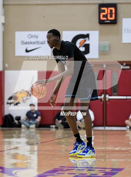 Thumbnail 3 in Dream City Christian National vs. Bella Vista College Preparatory School (Hoophall West Invitational) photogallery.