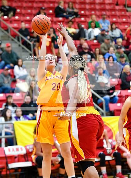 Thumbnail 3 in Chicken Express All-Star Classic photogallery.