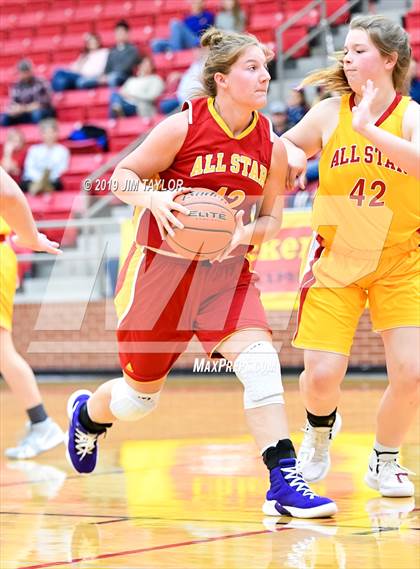 Thumbnail 1 in Chicken Express All-Star Classic photogallery.