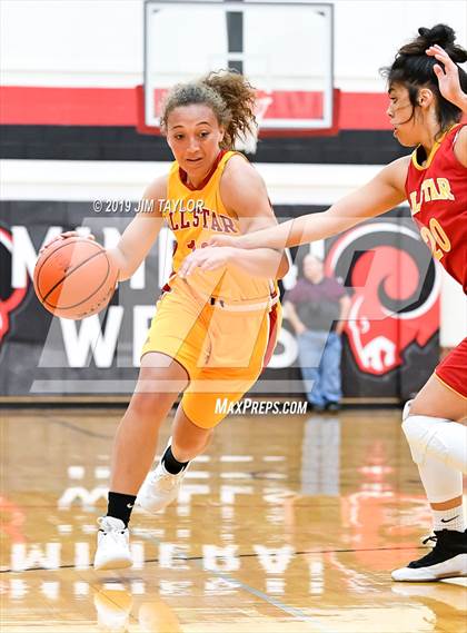 Thumbnail 3 in Chicken Express All-Star Classic photogallery.