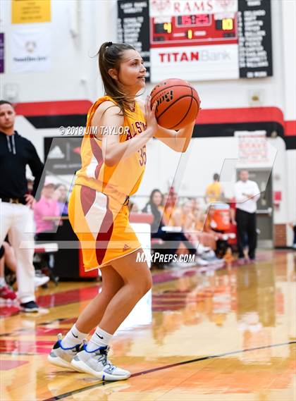 Thumbnail 3 in Chicken Express All-Star Classic photogallery.