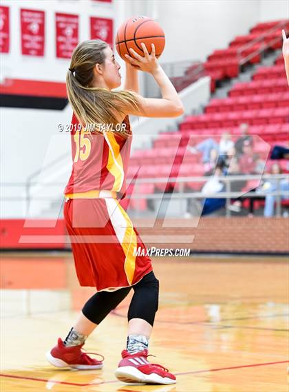 Thumbnail 2 in Chicken Express All-Star Classic photogallery.