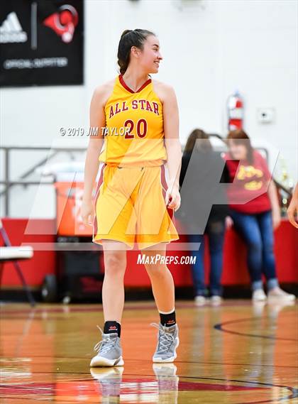 Thumbnail 2 in Chicken Express All-Star Classic photogallery.