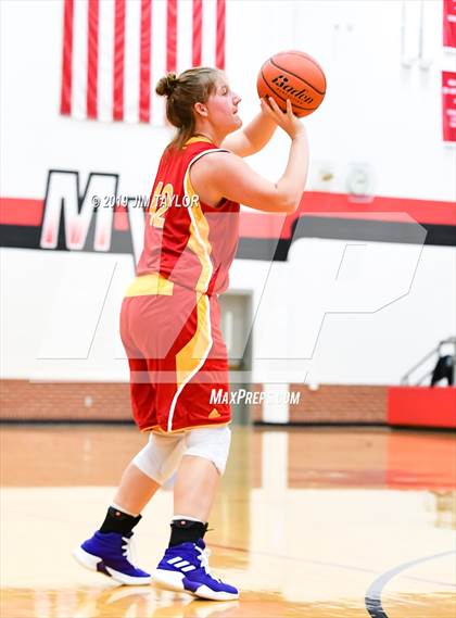 Thumbnail 2 in Chicken Express All-Star Classic photogallery.
