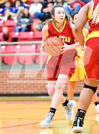 Thumbnail 1 in Chicken Express All-Star Classic photogallery.