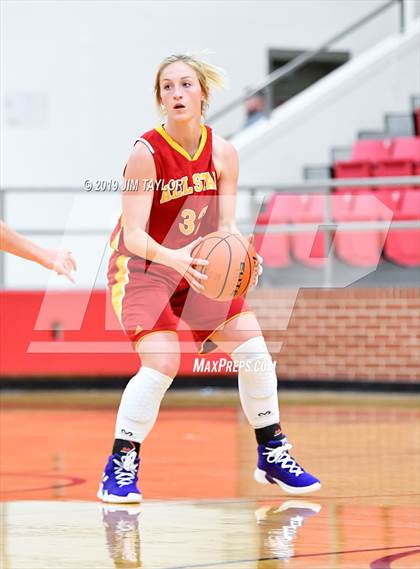 Thumbnail 1 in Chicken Express All-Star Classic photogallery.