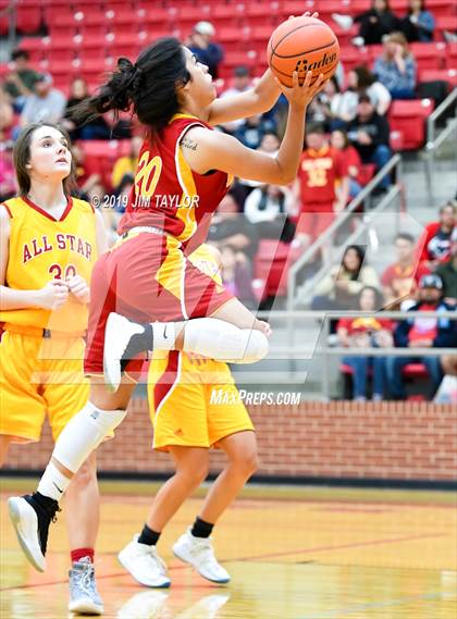 Thumbnail 2 in Chicken Express All-Star Classic photogallery.