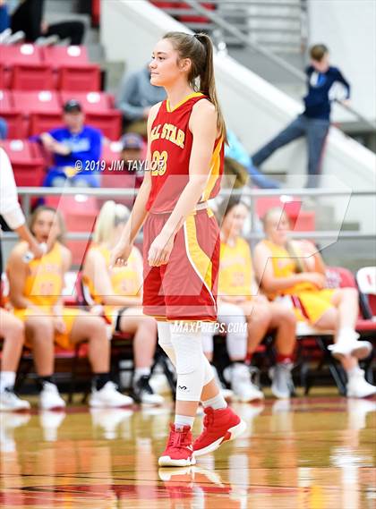 Thumbnail 1 in Chicken Express All-Star Classic photogallery.