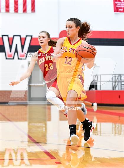 Thumbnail 3 in Chicken Express All-Star Classic photogallery.