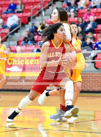 Thumbnail 2 in Chicken Express All-Star Classic photogallery.