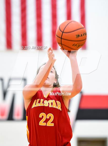 Thumbnail 3 in Chicken Express All-Star Classic photogallery.